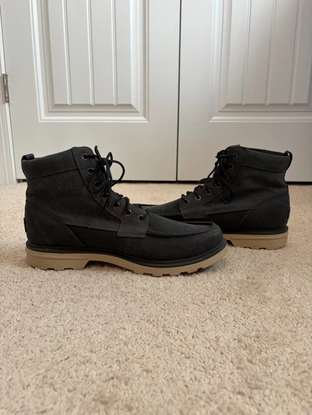 Sorel Carson Moc Waterproof Boots Mens Size 11.5 Charcoal Gray‎ NM4763-048